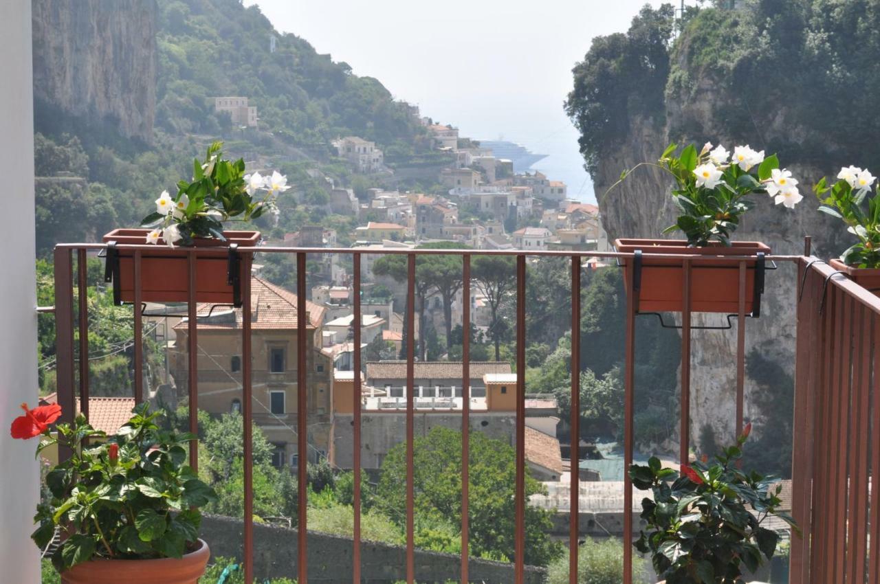 Via Paradiso Amalfi Bagian luar foto