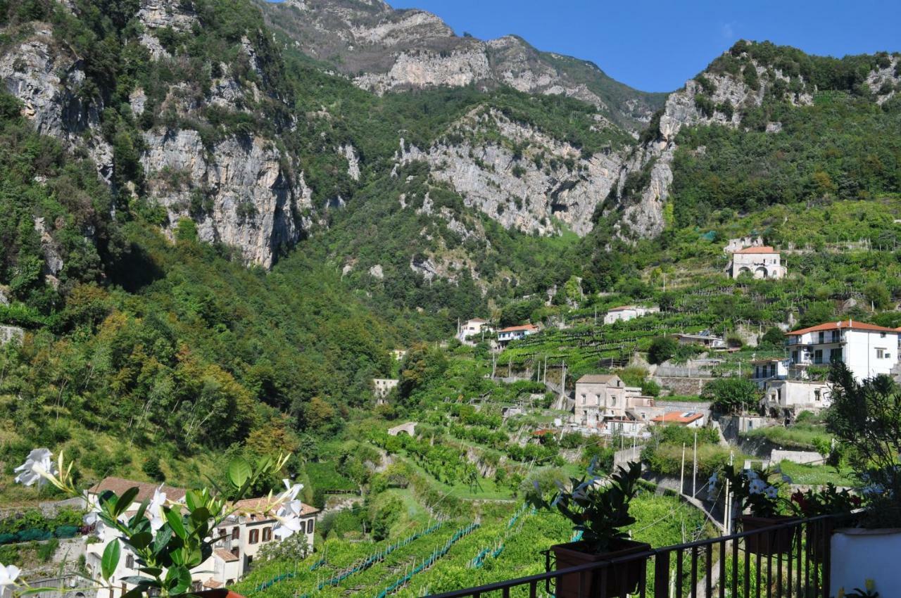 Via Paradiso Amalfi Bagian luar foto